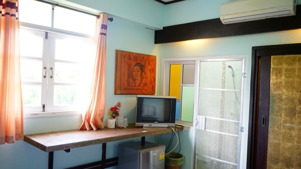 Hotel Chiangmai Bupatara à Chiang Mai Extérieur photo