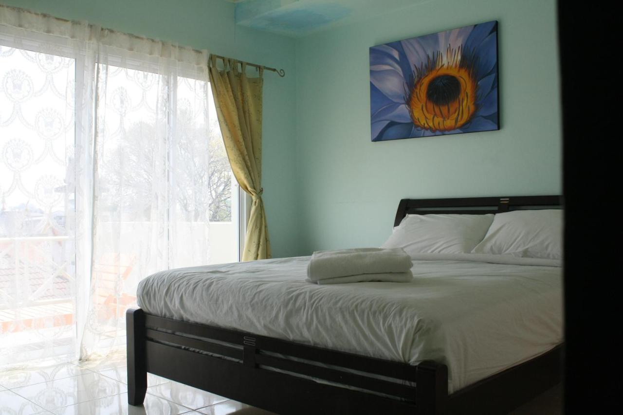 Hotel Chiangmai Bupatara à Chiang Mai Extérieur photo