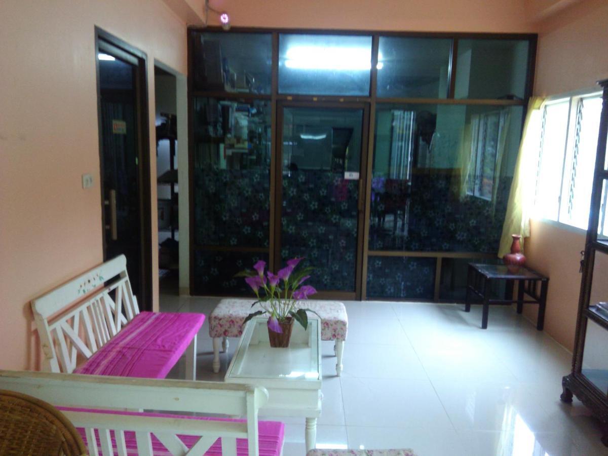 Hotel Chiangmai Bupatara à Chiang Mai Extérieur photo