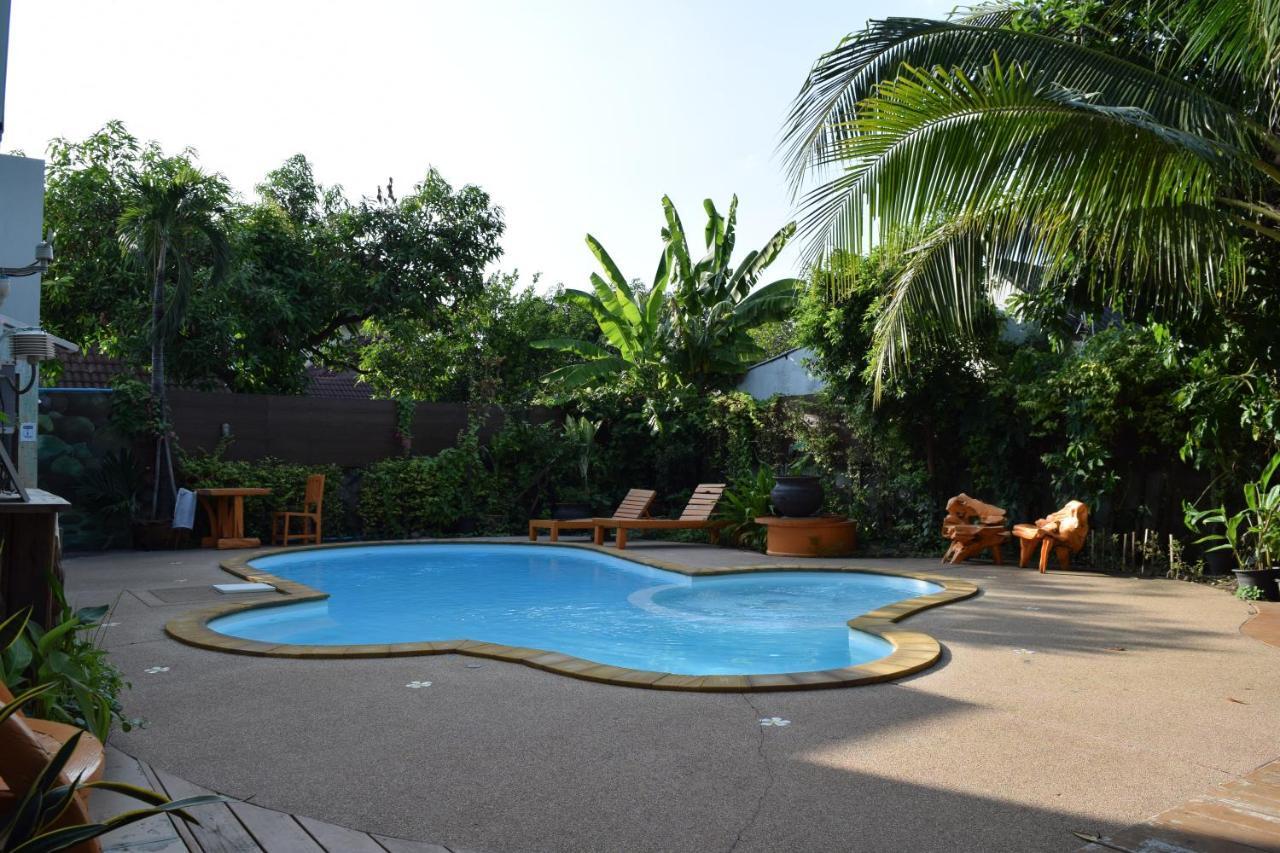 Hotel Chiangmai Bupatara à Chiang Mai Extérieur photo